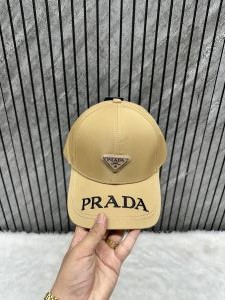 Prada_Re_Edition_Double_Logo_Premium_Unisex_Cap
