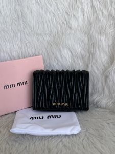 Miu Miu Matelasse Black Leather Wallet With Original Box & Dust Cover Packaging