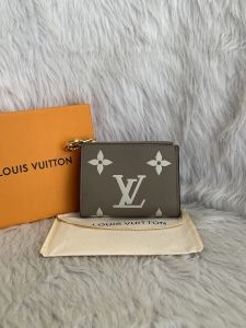 Louiis_Vuitton_Lisa_Beige_Flap_Wallet_With_OriginalBox_DustCover_Booklet_Highend