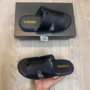 Hermes Izmir Premium Black Slides