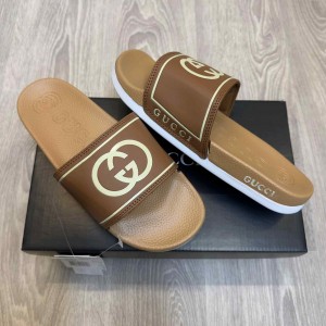 Gucc.i GG Soft Comfort Premium Beige Flip Flop