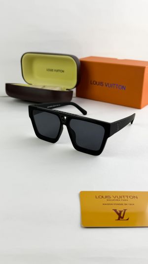 Louis_vuitton_black_1502