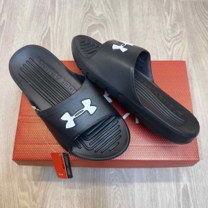 Under Armou.r Core PTH Black Slides