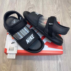 Nik.e Calm Adjust Black White Sandal With Socks