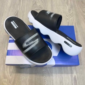 Skecher.s Massage Fit Footbed Black White Slides