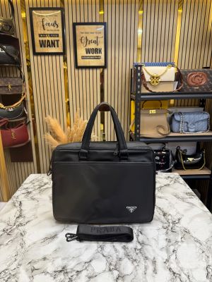 Prad_a Triangle Logo Business Briefcase Bag (Black) (P8910)