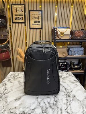Calvin_Klein Sleek Commuter Backpack In Black (C0948)