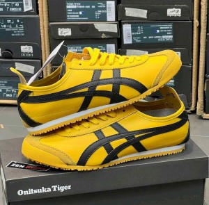 onitsukaa. tiger Mexico 66 YELLOWBLACK