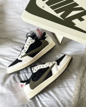 Air Jordan 1 x Travis Scott Low OG Olive SEUDE Leather Top UA Batch With Original Box Butter Paper Laces SALE FIX NO RTN