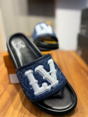 LV Skelton Premium Slide SALE FIX NO RTN
