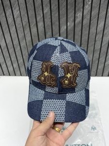 Louis_Vuitton_Washed_3D_Blue_Premium_Unisex_Hat_With_Original_Zip_Bag