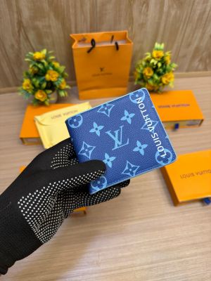 LOUIIS VUITTON  WALLET V357