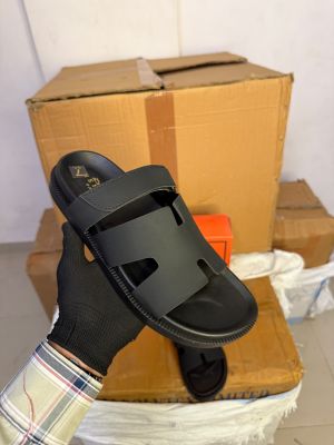 HERME_S premium flip flop