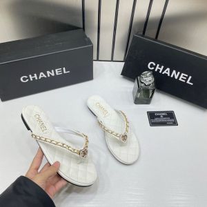 Chanel_Onsale_Thong_Flats_With_OriginalBox