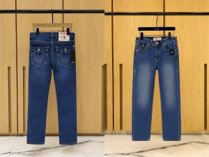 TRUE RELIGION IMPORTED STORE ARTICLE JEANS