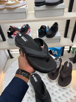 Skecher.s premium flip flop
