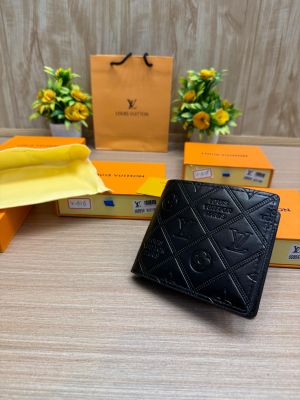 LOUI S VUITTON  WALLET  V932