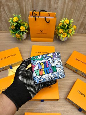LOUI S VUITTON  WALLET  V933