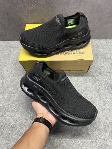 WMN Skecher.s Glide-Step Max Cushioning All Black 2031