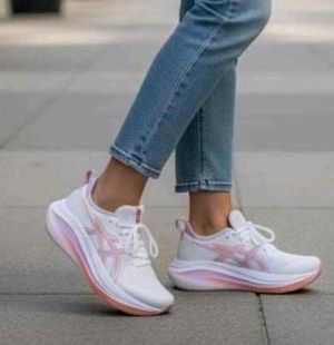 Asic s GEL  Nimbus 27 white Light Ube (872)