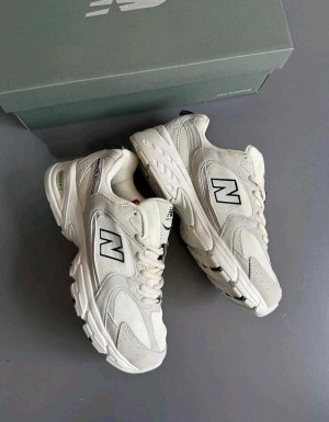 new balancee 530 Grey suede