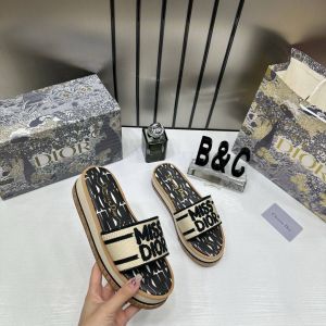 Diorr on Sale Riverara Miss Diorr Pump Black-White With Original Box & CarryBag