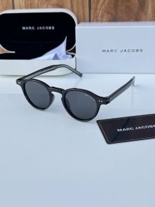 Marcjacobs1103_black