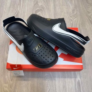 Nik.e Airforce 1 Swoosh Black Clogs