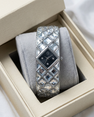 Swarovskk_i Curiosa Bangle Silver To Black