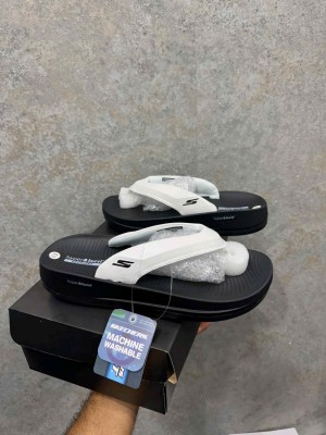 Skecher HyperBurst Black White 320