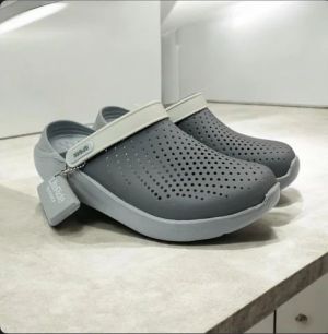 Croccs LiteRide Clog grey