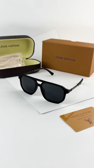 Loui_s_vuitton black 1049