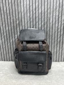 Coac_h 059 Coffee Black Sprint Large Backpack With DustCover Packing