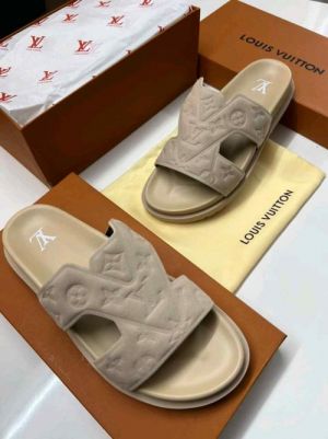 Louiis Vuitton Oasis Mules Beige Monogram-Embossed Suede Calf Leather FIX NO RTN