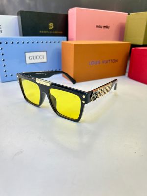 Philip _Yellow Sunglass Fa 1052