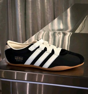 Adiidas  Tokyo Mary Jane Core Black Cream Gold Metallic