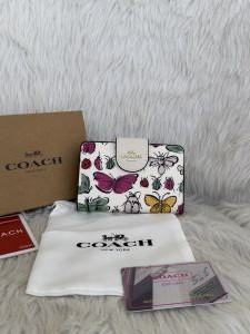 Coacchh A6 Corner Zip Signature Wallet With Original Box DustCover Tags Card Highend Quality
