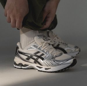 Asiccs Gel Kayano 14 Cream Black Metallic Plum