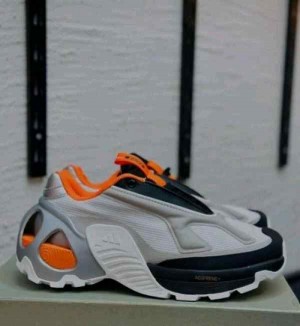 Addidas Wonder Runner Grey Black