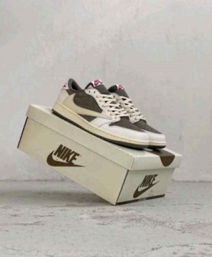Nikke Air Jordan 1 Low Travis Scott Reverse Mocha