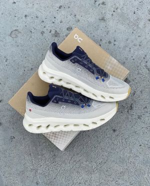 On Cloud tilt Midnight Ivory