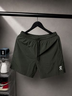 On Cloud Premium Running Shorts. 2704