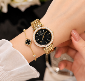 Michael l Kors Darci Gold Black Dial