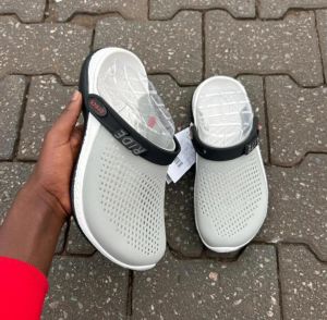 crocccs Literide 360 Grey  Black