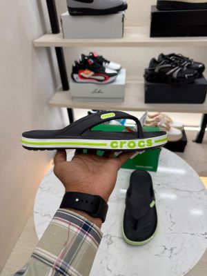 Croccs bayaband flip flop black neon