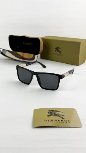 Burberr_black_8233