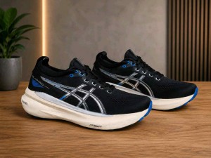 ASICSS GEL-KAYANO 31 Black Silver 6104