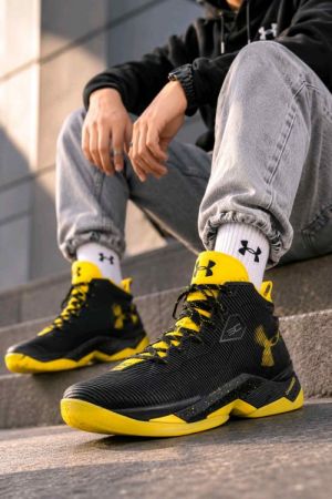 Underr Armour Curry 2.5 Taxi 2593 Fix