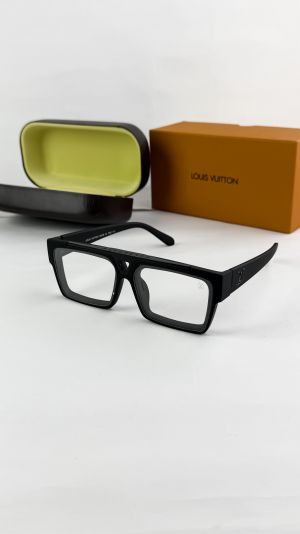 Loui_vuitton_black _1984plano-88