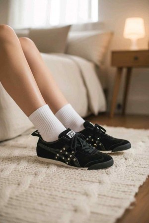 Onitsukaa tiger Mexico 66 SD Crystal black suede